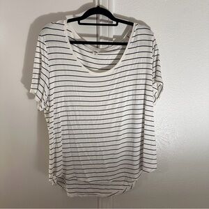 Old Navy Women's Striped Tee Black and White